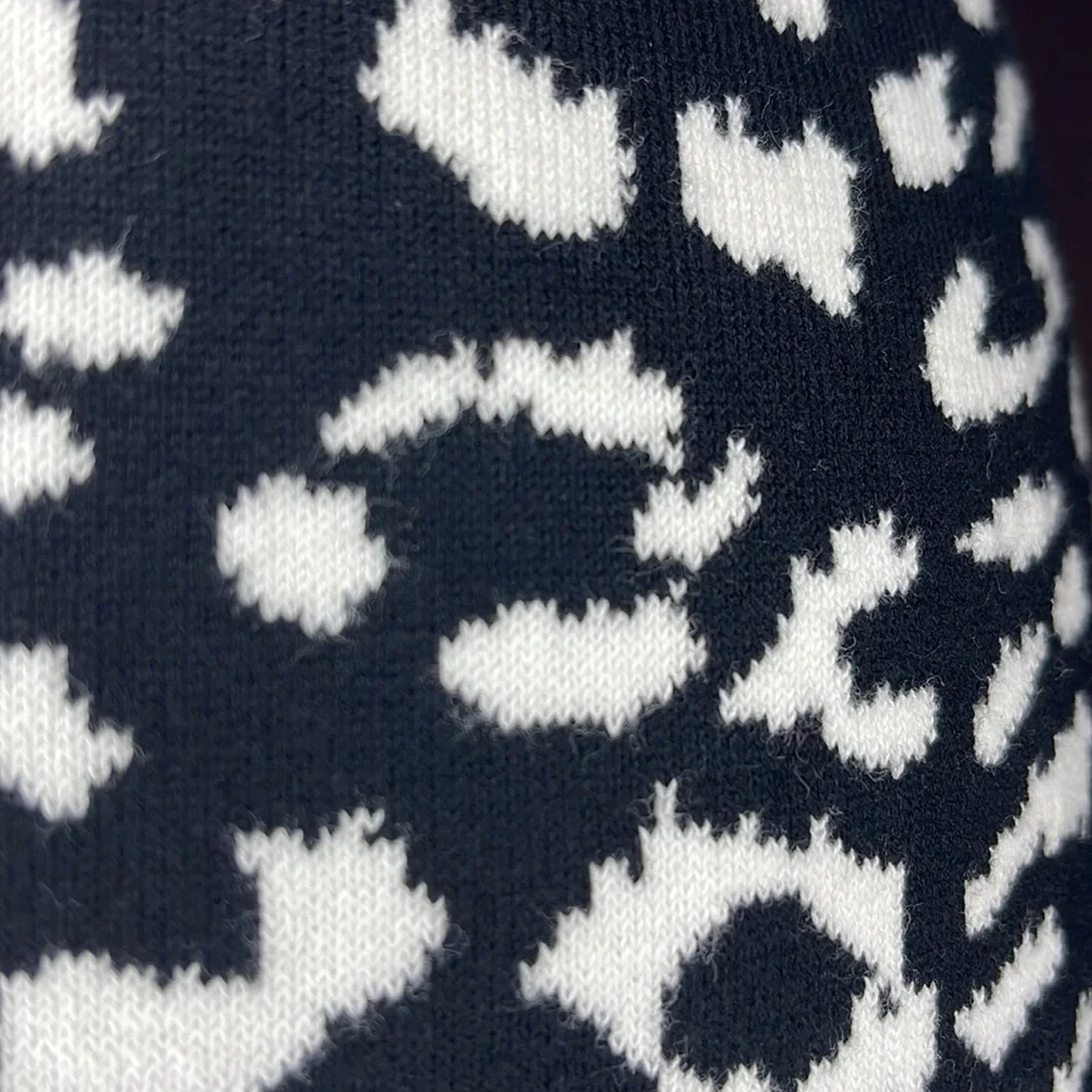 Animal print sweater dress, Knit, woven - Picture 6 of 6